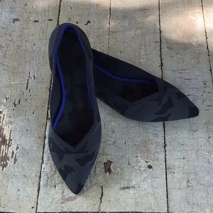 Rothy’s Black The Point Gray Camo Slip On Washable Ballet Flats.  Size 7.5